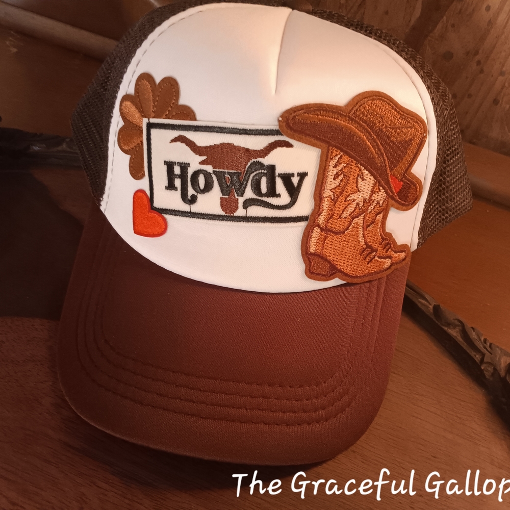 Brown and White Howdy Hat